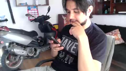 Snapshot of oliver_laid_2023 chatting on May 2026 08:18:02 PM oliver_laid_2023 online show from May 2026 08:18:02 PM