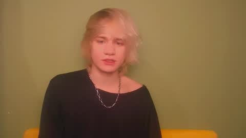 Oliver online show from February 2025 08:19:01 PM