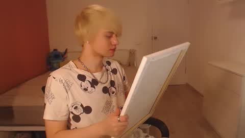 Oliver online show from September 2025 01:49:02 AM