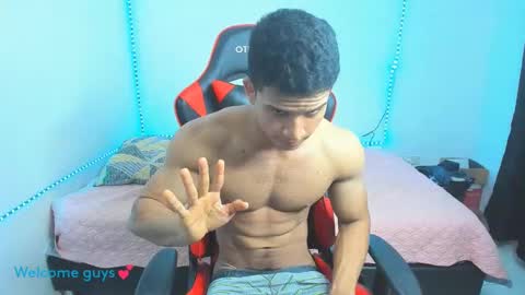 oliver thompsson online show from March 2025 12:51:01 AM