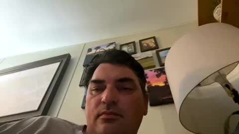 oliverclothesoff1211 online show from May 2026 01:33:01 AM