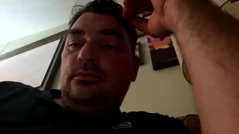 oliverclothesoff1211 online show from May 2026 01:32:02 AM