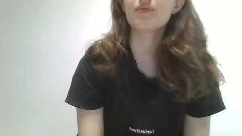 Snapshot of olivia__dream chatting on May 2026 07:26:02 AM olivia__dream online show from May 2026 07:26:02 AM