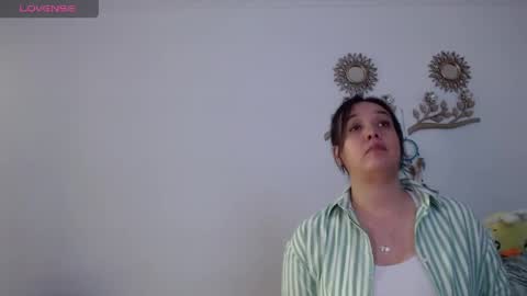 Snapshot of olivia_col chatting on June 2026 11:10:01 PM Olivia Gonzales online show from June 2026 11:10:01 PM