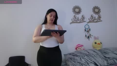 Snapshot of olivia_col chatting on June 2026 08:02:02 PM Olivia Gonzales online show from June 2026 08:02:02 PM