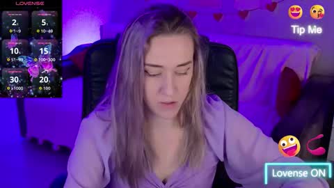 olivia_daze online show from October 2025 08:20:01 PM