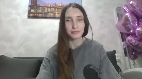 Olivia online show from February 2025 12:14:01 AM