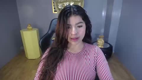 Snapshot of olivia_grenville_t chatting on October 2025 07:57:02 PM Olivia online show from October 2025 07:57:02 PM