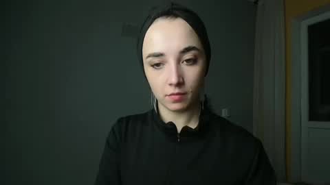 Olivia online show from January 2025 09:00:01 PM