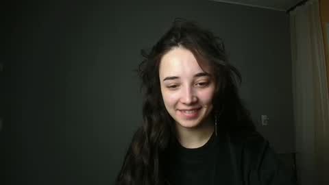 Olivia online show from March 2025 11:39:02 AM