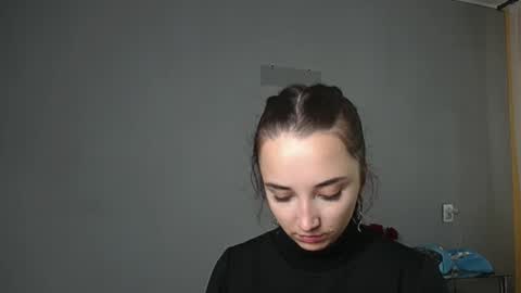 Olivia online show from October 2025 10:03:02 AM