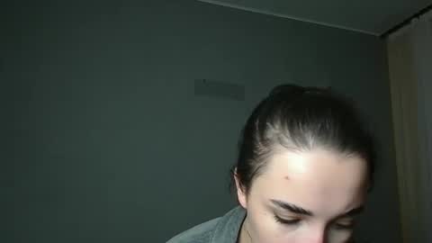 Olivia online show from February 2026 04:14:02 PM