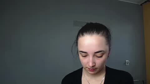 Olivia online show from March 2026 09:26:02 AM