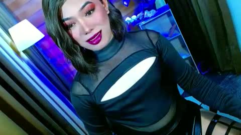 Snapshot of olivia_the_temptress27 chatting on April 2026 08:13:01 AM Miss OLIVIA online show from April 2026 08:13:01 AM