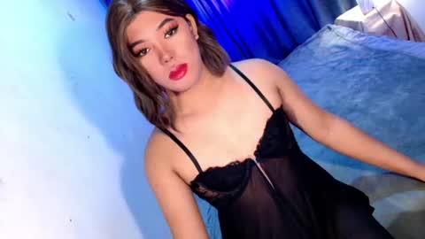 Snapshot of olivia_the_temptress27 chatting on July 2026 02:05:17 AM Miss OLIVIA online show from July 2026 02:05:17 AM