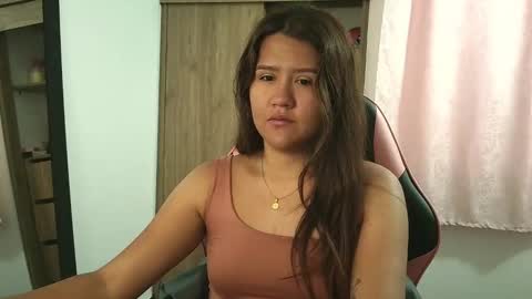 Olivia online show from September 2025 01:27:01 PM