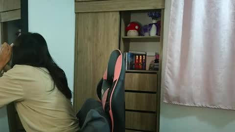 Olivia online show from February 2026 11:54:01 AM