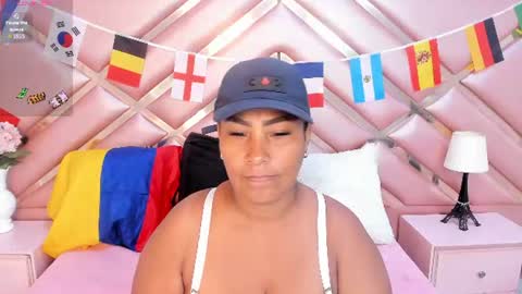 Snapshot of oliviaburningmilf chatting on June 2026 11:41:02 AM Olivia Burning online show from June 2026 11:41:02 AM
