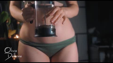 Olivia online show from October 2025 01:15:01 AM