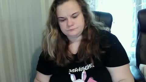 OliviaErmesx online show from October 2025 08:44:01 AM