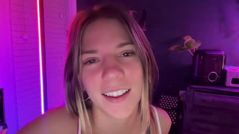 Snapshot of oliviahansleyy chatting on January 2025 09:26:02 AM Olivia online show from January 2025 09:26:02 AM