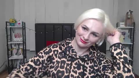 OliviaHorst online show from September 2025 06:06:02 AM