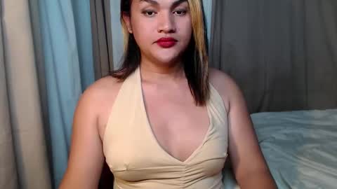 oliviahot22 online show from October 2025 09:41:02 AM