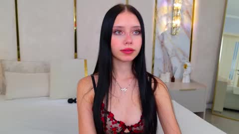 Snapshot of oliviakindes chatting on October 2025 05:11:02 PM Olivia online show from October 2025 05:11:02 PM