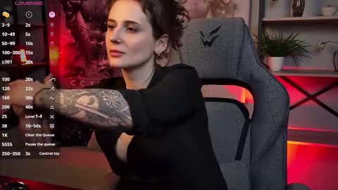 Liv online show from March 2026 03:49:02 PM