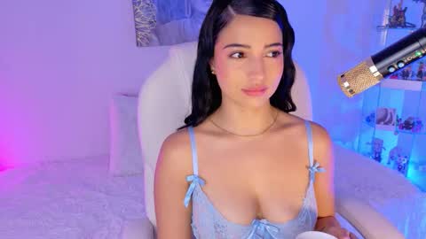 Snapshot of oliviamcneill chatting on March 2026 01:16:02 PM Olivia Mcneill online show from March 2026 01:16:02 PM