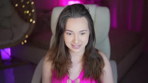 Olivia online show from April 2026 07:06:01 PM