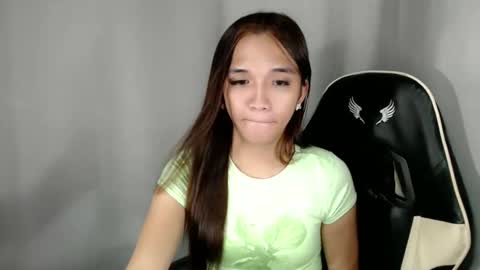 Snapshot of olivianiczxasshieerrraa6 chatting on September 2025 07:15:02 PM NICOLE online show from September 2025 07:15:02 PM