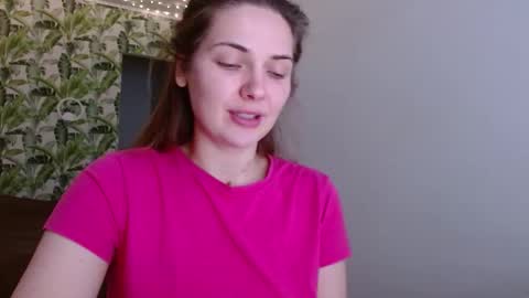 Olivia online show from January 2026 05:23:02 AM