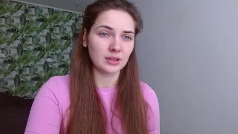 Olivia online show from February 2026 06:06:01 AM