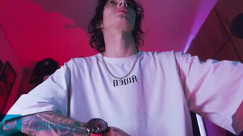     online show from October 2025 06:01:01 AM