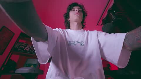     online show from February 2026 04:44:02 AM