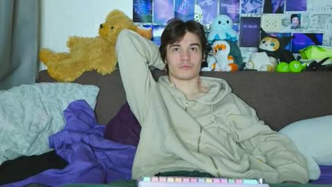 Tony online show from November 2025 08:52:02 PM