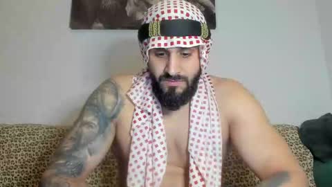 Omar online show from October 2025 08:16:02 PM