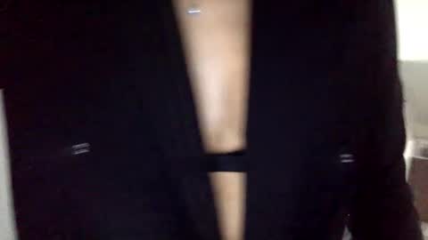 Snapshot of omilk chatting on December 2024 07:10:01 PM omilk online show from December 2024 07:10:01 PM