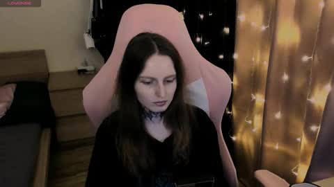 on_yxxx online show from October 2025 08:43:02 PM