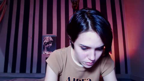 onaloon online show from February 2026 04:31:01 AM