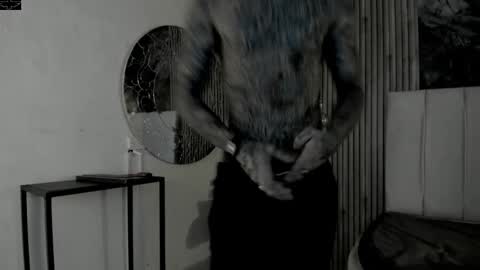     ... online show from December 2025 03:45:02 AM