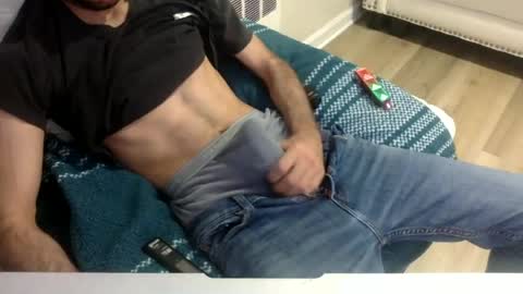onehitwonder21 online show from June 2026 05:17:02 PM