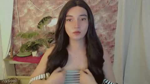 Snapshot of onelesslonelygirl69 chatting on May 2026 06:16:02 PM KLIER online show from May 2026 06:16:02 PM