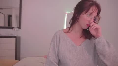 Ariel online show from November 2025 10:26:01 PM