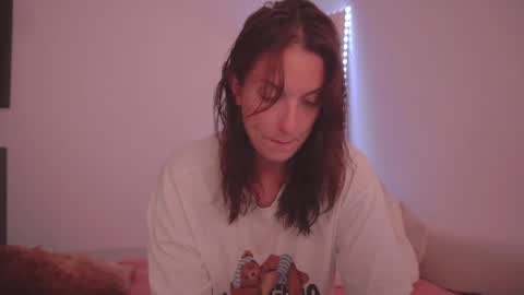 Ariel online show from April 2026 10:27:01 PM