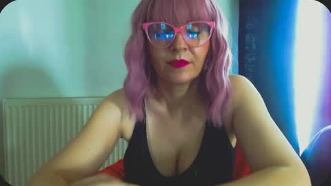 Snapshot of onemoreblonde chatting on June 2026 10:25:01 AM Nicol online show from June 2026 10:25:01 AM