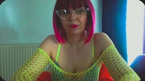 Snapshot of onemoreblonde chatting on June 2026 10:53:01 AM Nicol online show from June 2026 10:53:01 AM