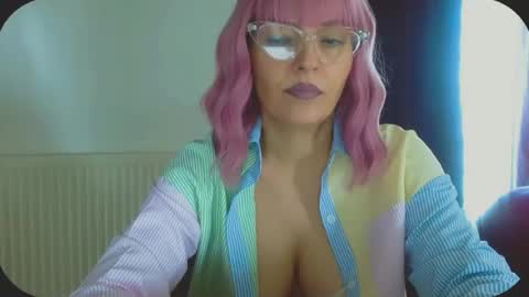 Snapshot of onemoreblonde chatting on July 2026 10:44:01 AM Nicol online show from July 2026 10:44:01 AM