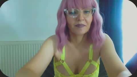 Snapshot of onemoreblonde chatting on July 2026 10:43:02 AM Nicol online show from July 2026 10:43:02 AM